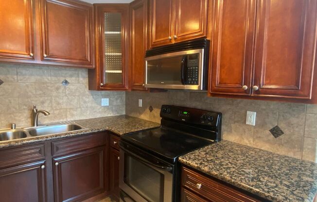 Perfectly Appointed Renovated 2 Bedroom 1 Bath Condo in Santa Clara