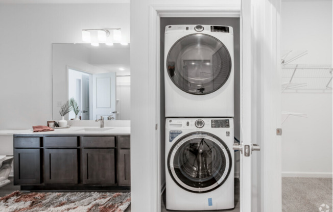 1 bed, 1 bath, 900 sqft, $1,275, Unit 208