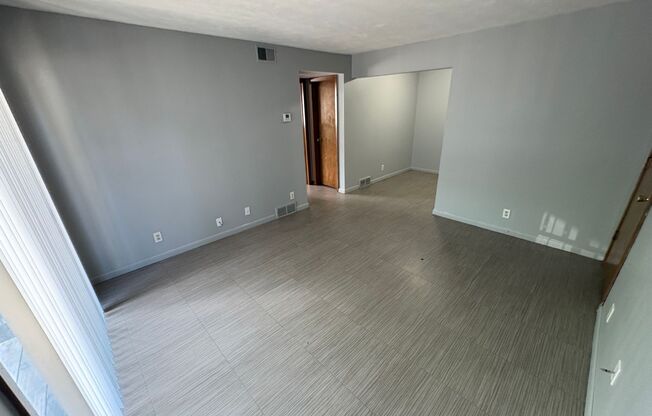 1 bed, 1 bath, 802 sqft, $775, Unit #19
