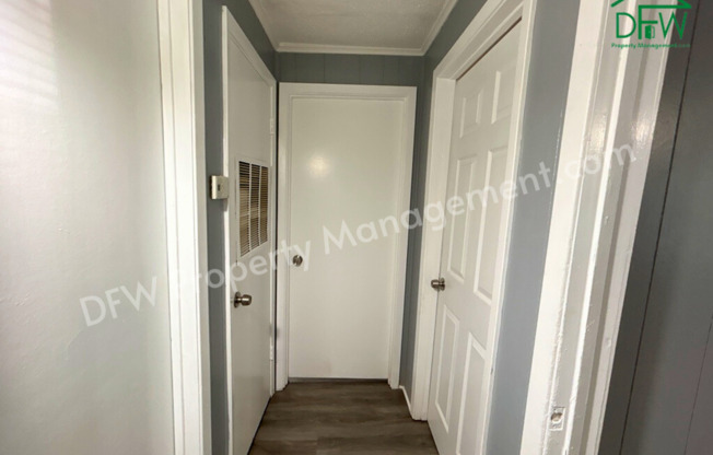 2 beds, 1 bath, $1,025