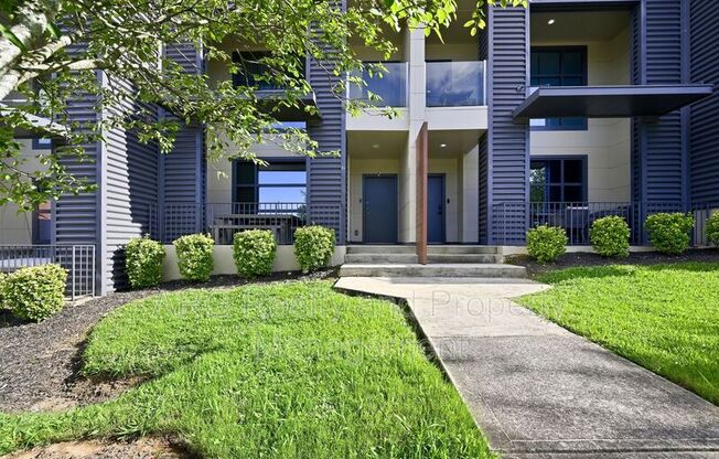 472 MARTIN ST SW