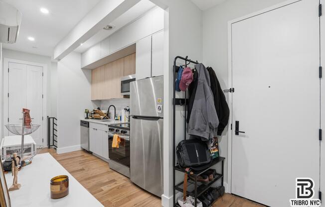 3 beds, 2.5 baths, $7,188, Unit 1D