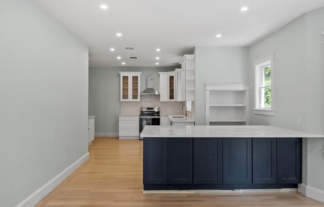 61 WARREN ST