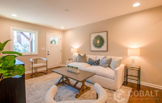 258 FORKNER DR