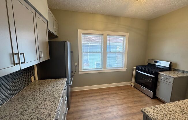533 LIVINGSTON AVE NE