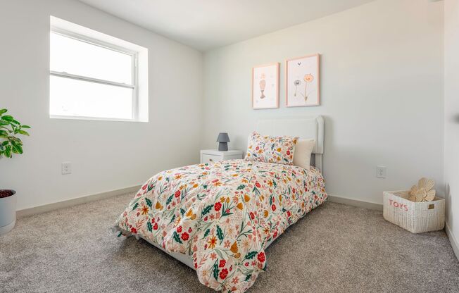 2 beds, 1 bath, $2,795, Unit 115