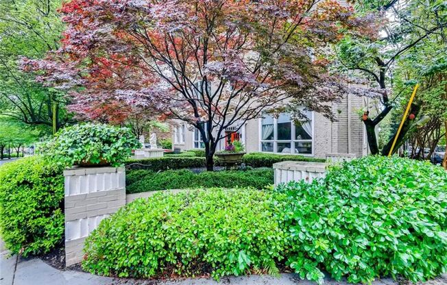3 beds, 3 baths, $4,195, Unit Unit # 5
