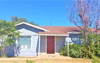 Handyman Special $0 First Month's Rent / “You fix, you SAVE BIG!!” Contact Mayshell for details: 806 704-3055 ext 2