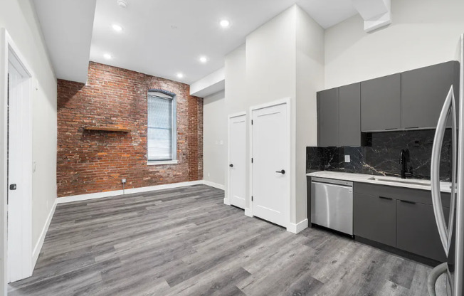 1730 N 22 ST