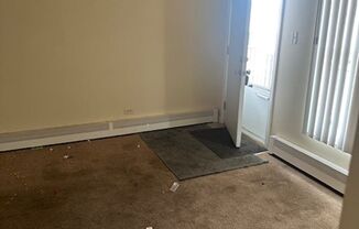 2 bedroom apartment in Downers Grove available now.