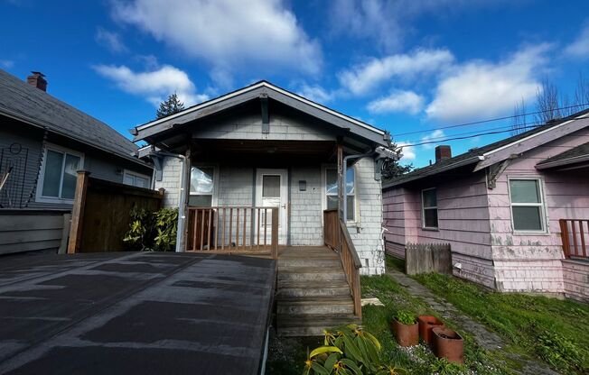 Downtown Bremerton Charmer