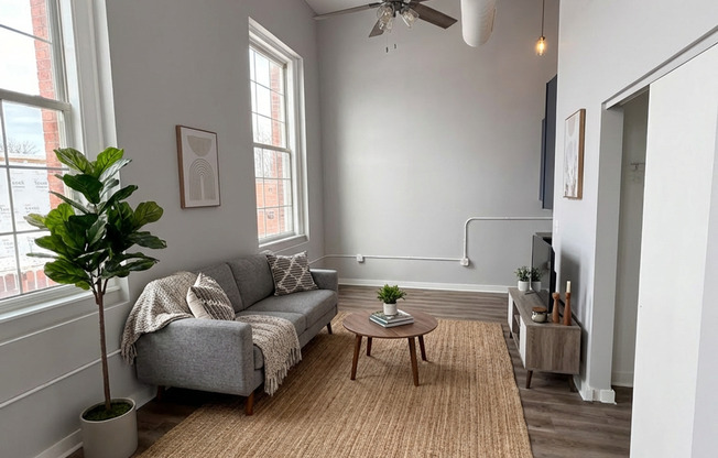 2 beds, 2 baths, 755 sqft, $1,295, Unit 202