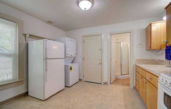 Studio, 1 bath, 500 sqft, $1,195, Unit 1