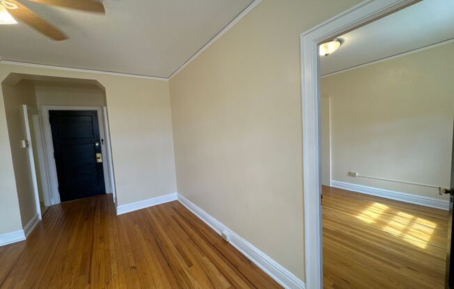 1 bed, 1 bath, 600 sqft, $1,195, Unit C-24