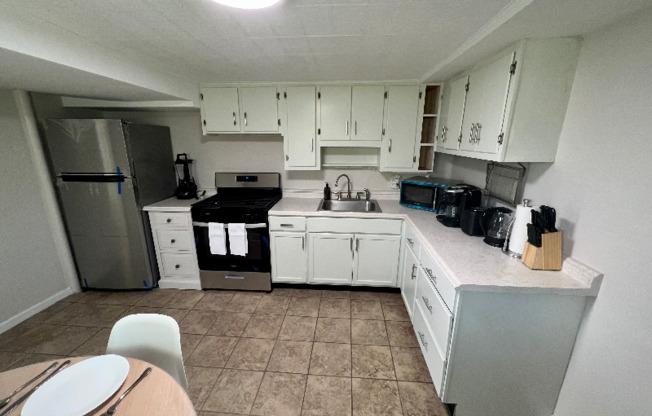 331 WESTSHIRE RD