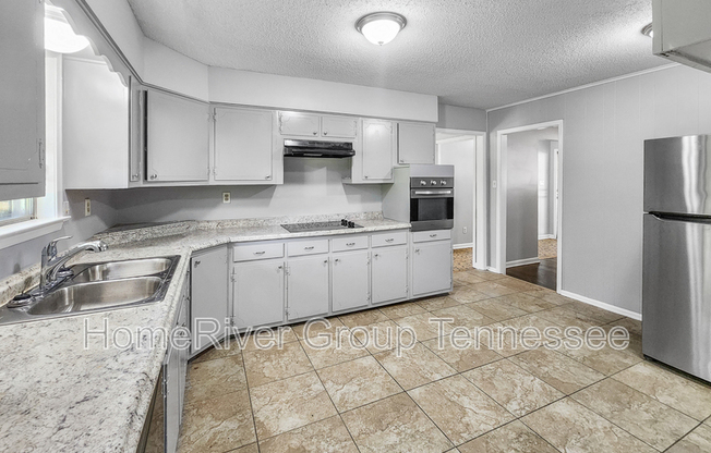 4501 PRISCILLA AVE