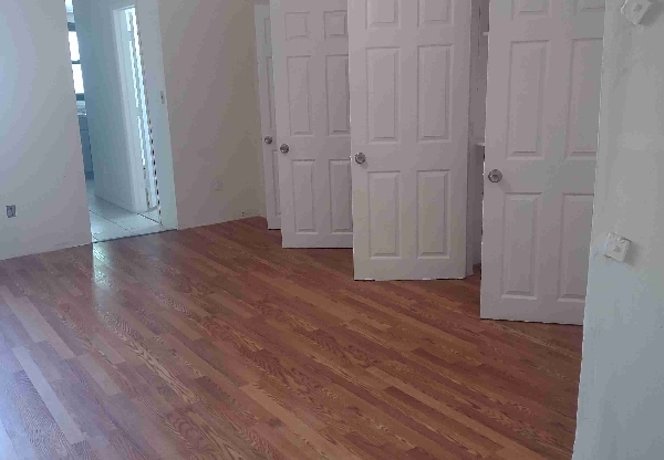 W 148th St