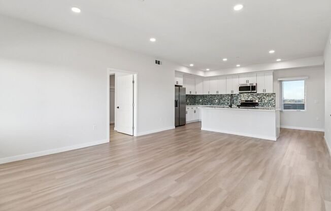 2 beds, 2 baths, 1,030 sqft, $3,150, Unit 306