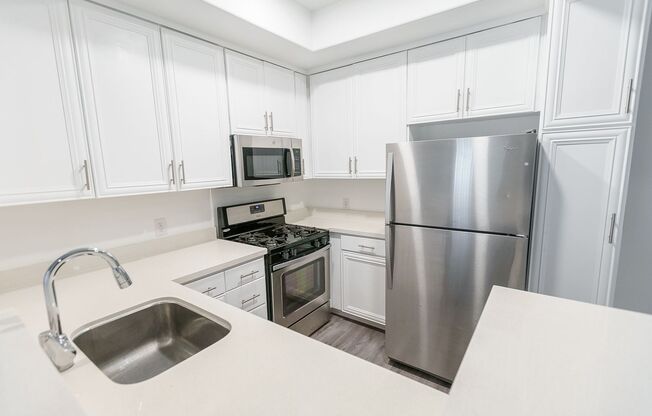 2 beds, 2 baths, 1,150 sqft, $3,398, Unit 112