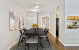 Welcome to Oak Park City Apartments