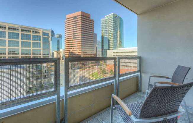 Apartments in Bellevue WA near Amazon - Metro 112 Apartments - beautiful views