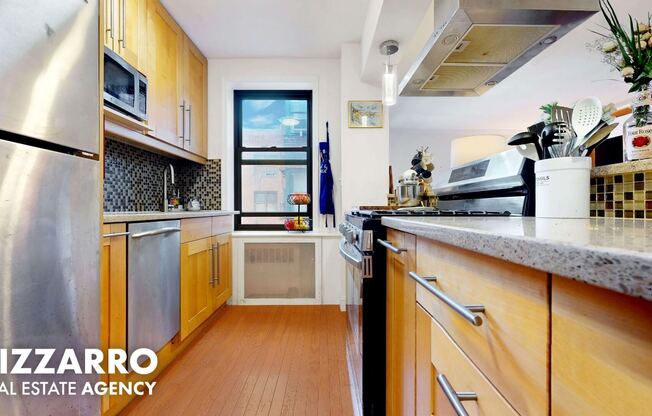259 BENNETT AVE