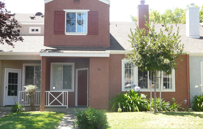 Remodeled Downtown San Jose 3BR/2.5BA Townhouse