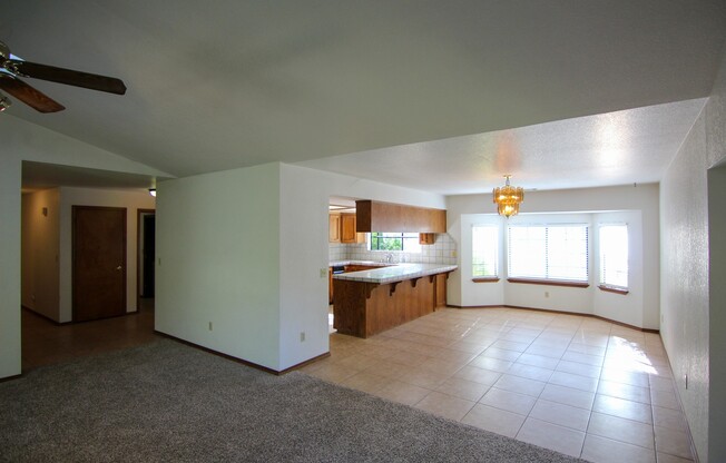 3 Bedroom Home for Rent in Redding CA | Office, RV Parking, Fenced Yard & 2-Car Garage