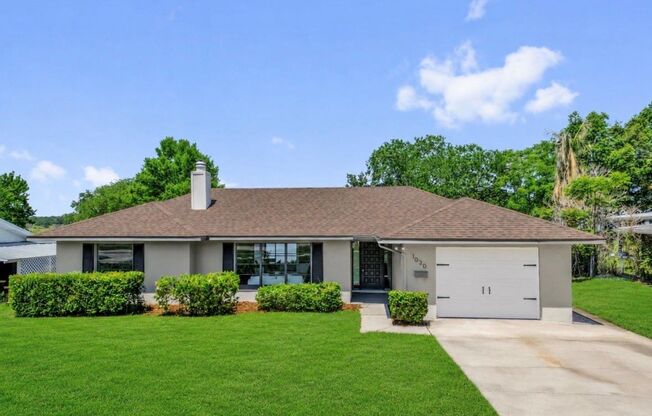 LAKEFRONT • COMPLETELY RENOVATED