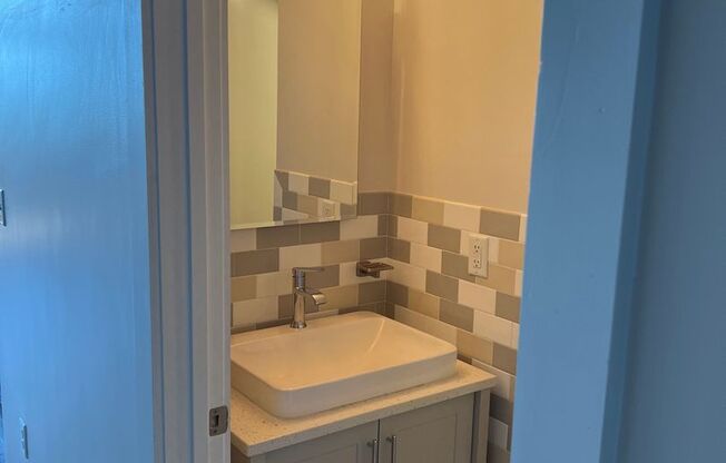Studio, 1 bath, 1,042 sqft, $2,060, Unit 538