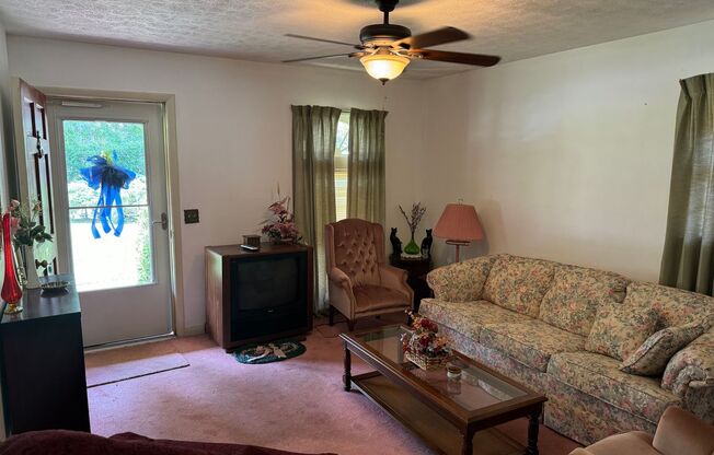 Great location in Auburn!