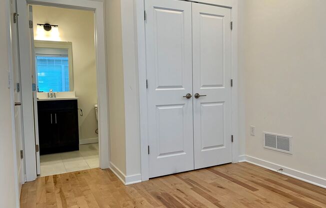 Gorgeous 3-Bedroom Townhome with Parking Spot! Finished Basement and Roof Deck!