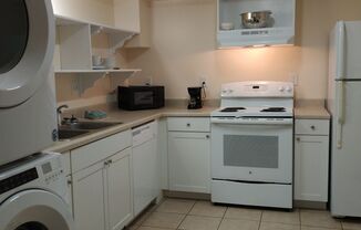 Travel Nurse Special / Furnished / Utilities Included Available Decmeber 17th 2024