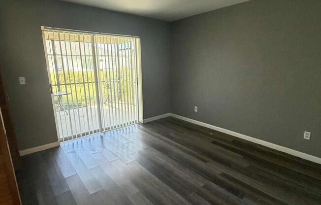 4619-4621 Skyline Blvd