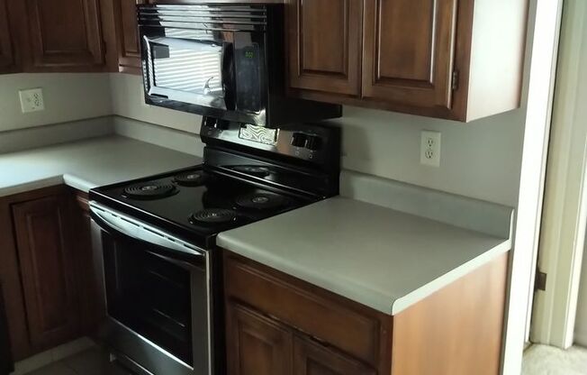 2 Bed, 1 Bath Bungalow