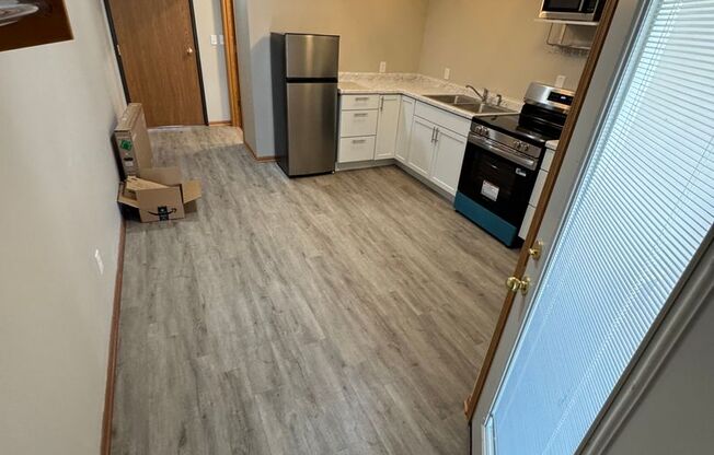 Studio, 1 bath, 236 sqft, $875, Unit 144 B