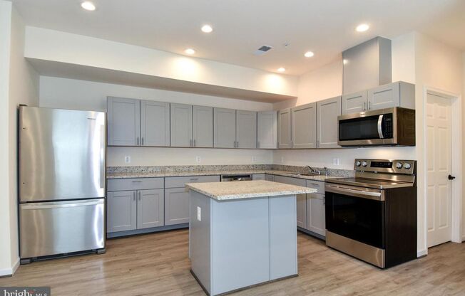1500 Ogden St NW
