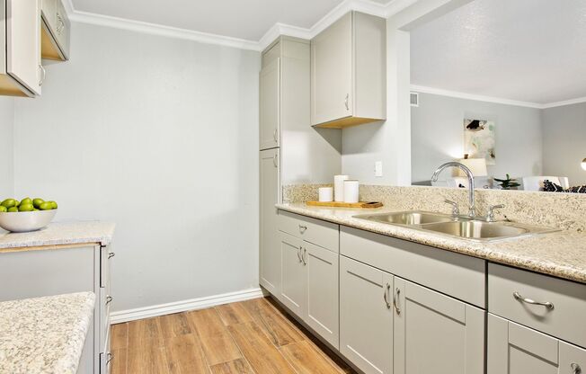 1 bed, 1 bath, 650 sqft, $1,885, Unit 031