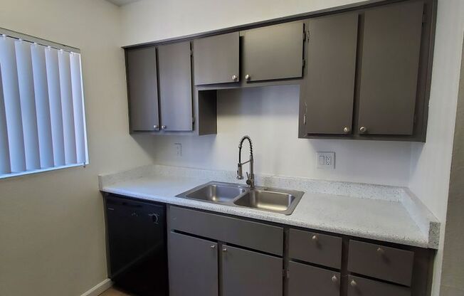 1 bed, 1 bath, 580 sqft, $1,150, Unit 226
