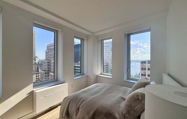 2 beds, 2 baths, $7,775, Unit 2806