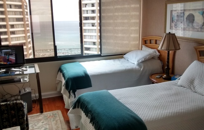 2 beds, 2 baths, $3,750