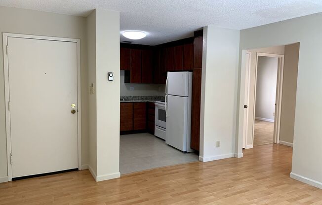 2 beds, 1 bath, 843 sqft, $3,695, Unit 01 - GR3