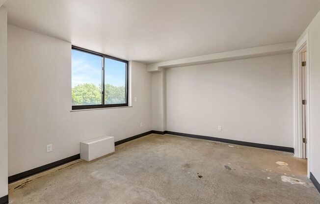 2 beds, 2 baths, 807 sqft, $1,550, Unit 703