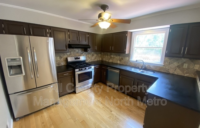 1406 Defoors Dr. NW