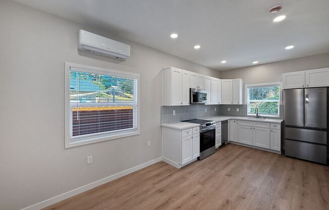 Stylish Newly Built 1BR/1BA ADU – In-Unit Laundry & A/C