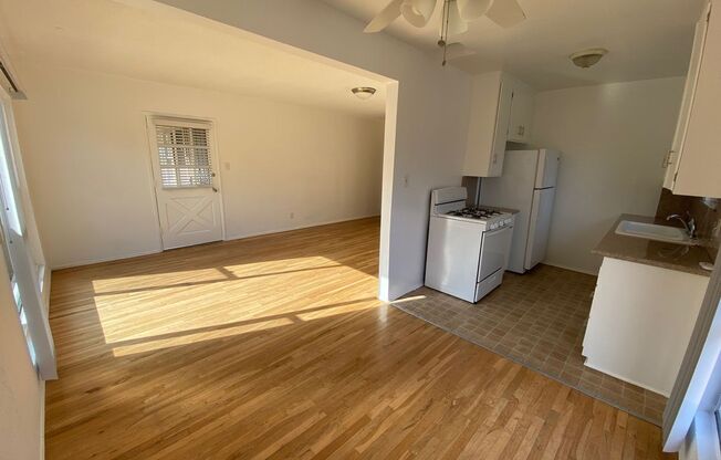 TWO BEDROOM APARTMENT HOME SANTA MONICA.