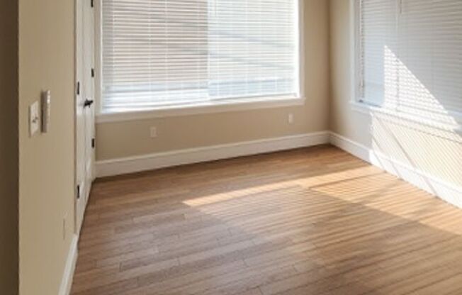 224-228 W 9th 6696 Landlord