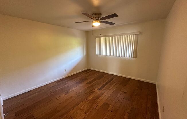 2 beds, 1 bath, $2,250, Unit 6