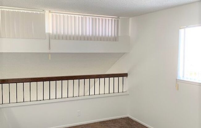 1 bed, 1 bath, 675 sqft, $1,975, Unit 0102