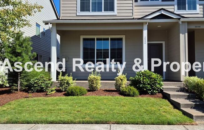 End Unit Vineyards @ Abbey Creek Bethany Townhome Open Floor Plan NO Pets Available NOW!